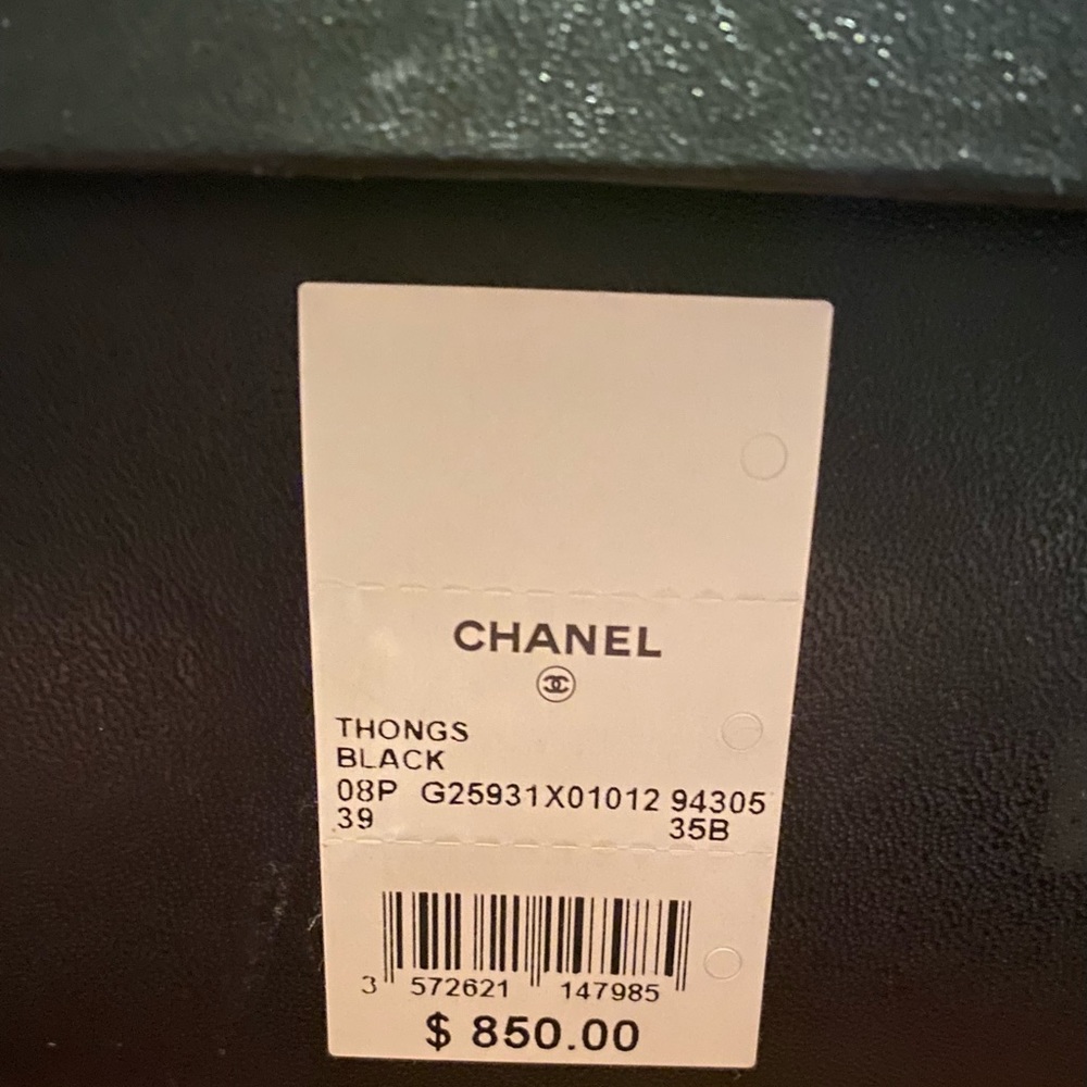 CHANEL JEWELED THONGS - Picture 11 of 15